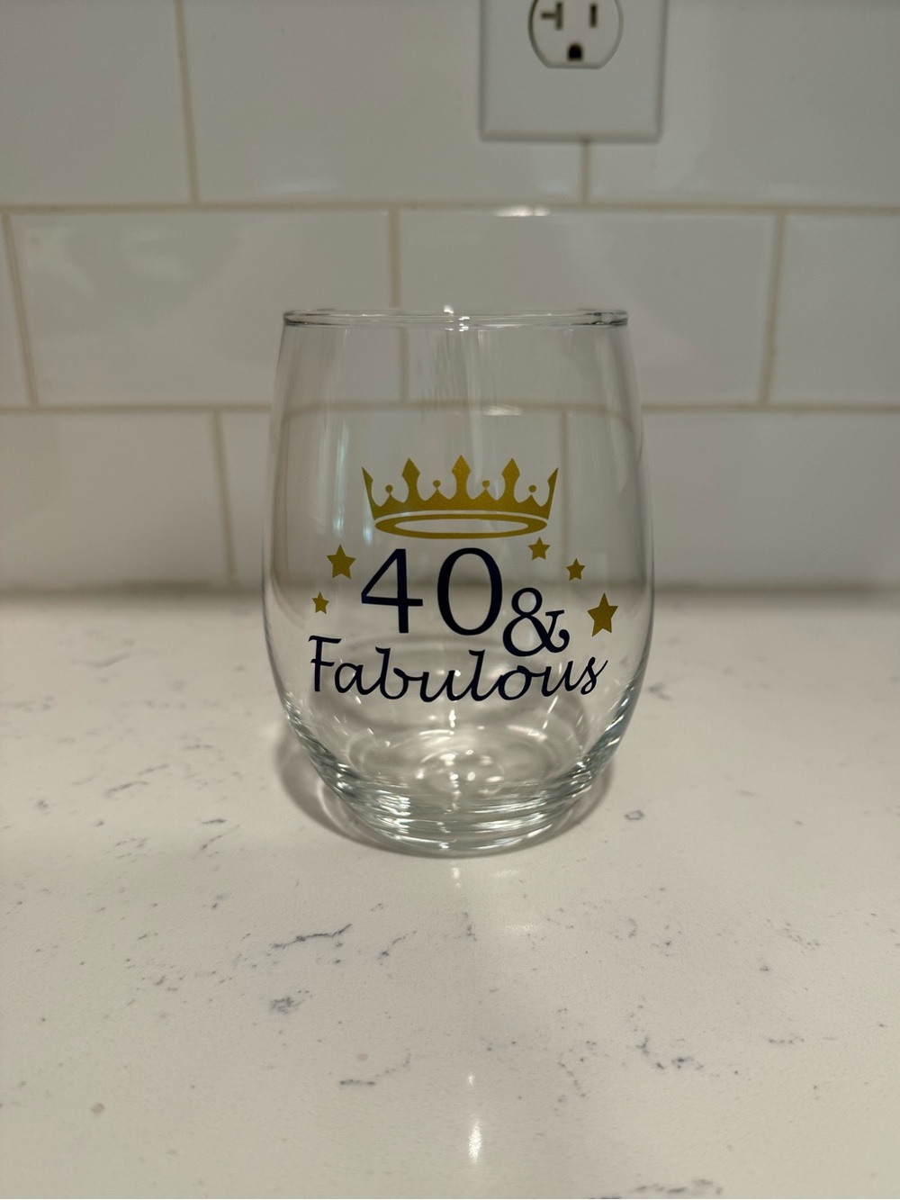 40 & Fabulous Stemless Wine Glass - Gold Crown